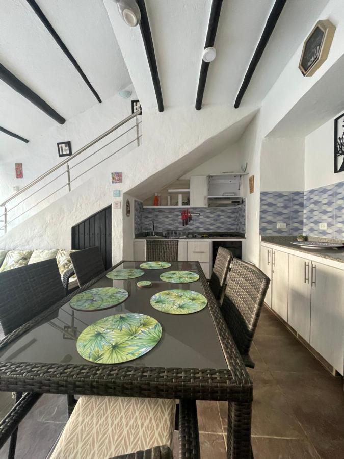 Rest House *